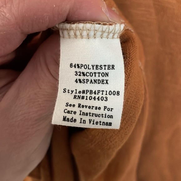 Perch by blu pepper size 1X and 3X rust Henley long sleeve raw hem oversize top - Picture 11 of 12
